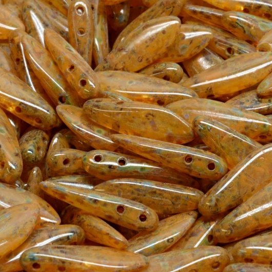 10 x two hole daggers in Pebble Stone Mustard (5x16mm)