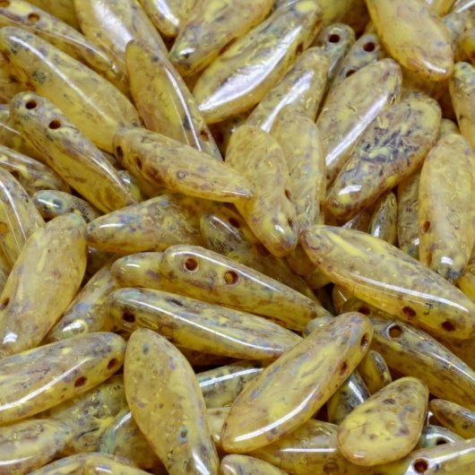 10 x two hole daggers in Pebble Stone Yellow (5x16mm)