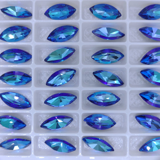 15x7mm Navette in Crystal Bermuda Blue (Aurora)