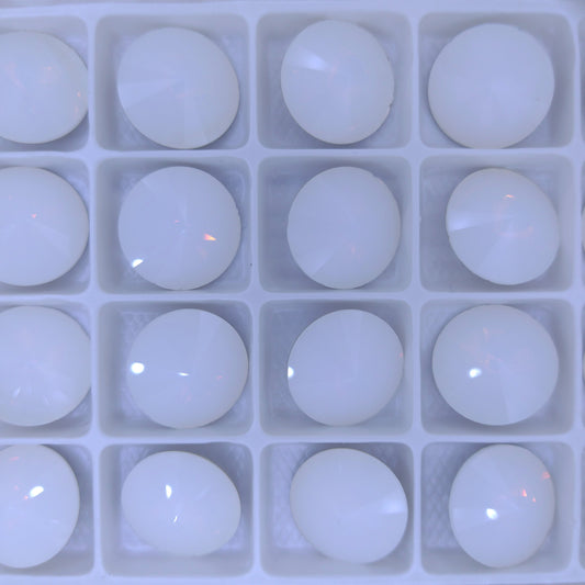 16mm rivoli in White Opal (Aurora)