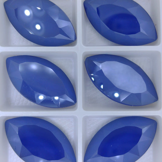 32x17mm Classical Navette in Crystal Royal Blue (Aurora)