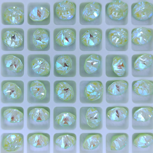 8mm chaton in Crystal Mint Green Delite (Aurora)