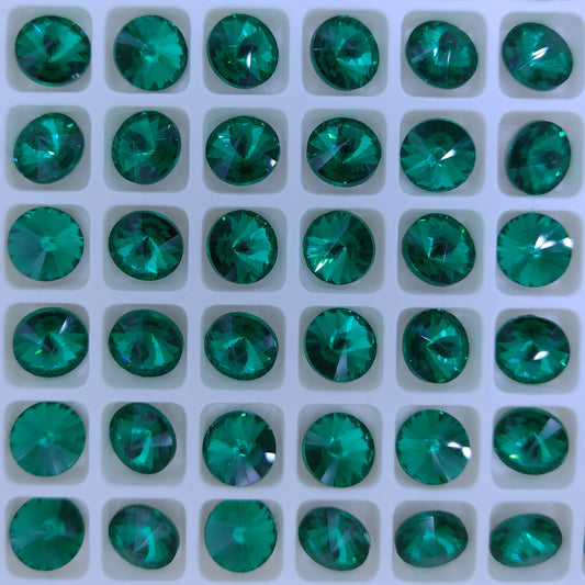 8mm rivoli in Emerald (Aurora)