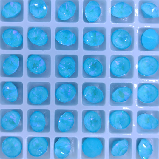 8mm chaton in Crystal Summer Blue Delite (Aurora)