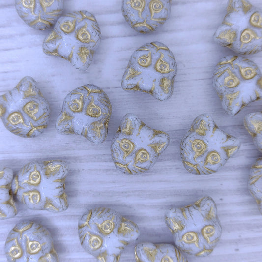 2 x 13mm Cat head beads in White with Gold