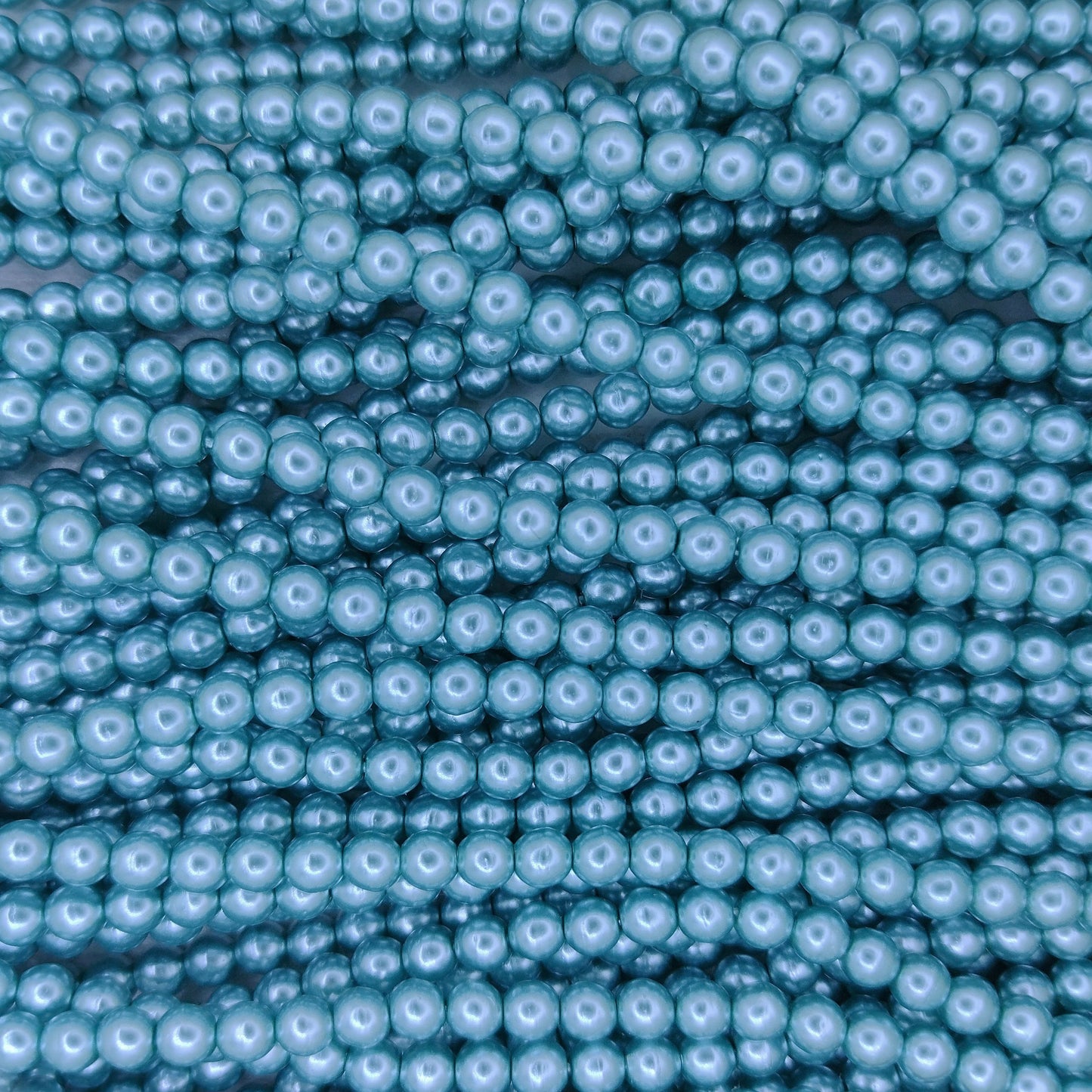 150 x 3mm round pearls in Cerulean