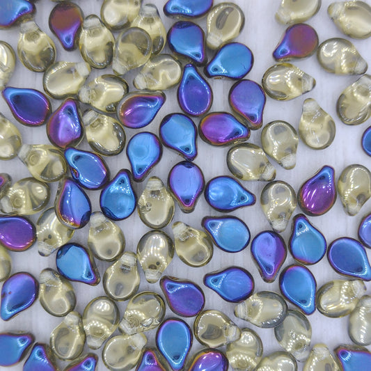 30 x pip beads in 10000/Blue Flare