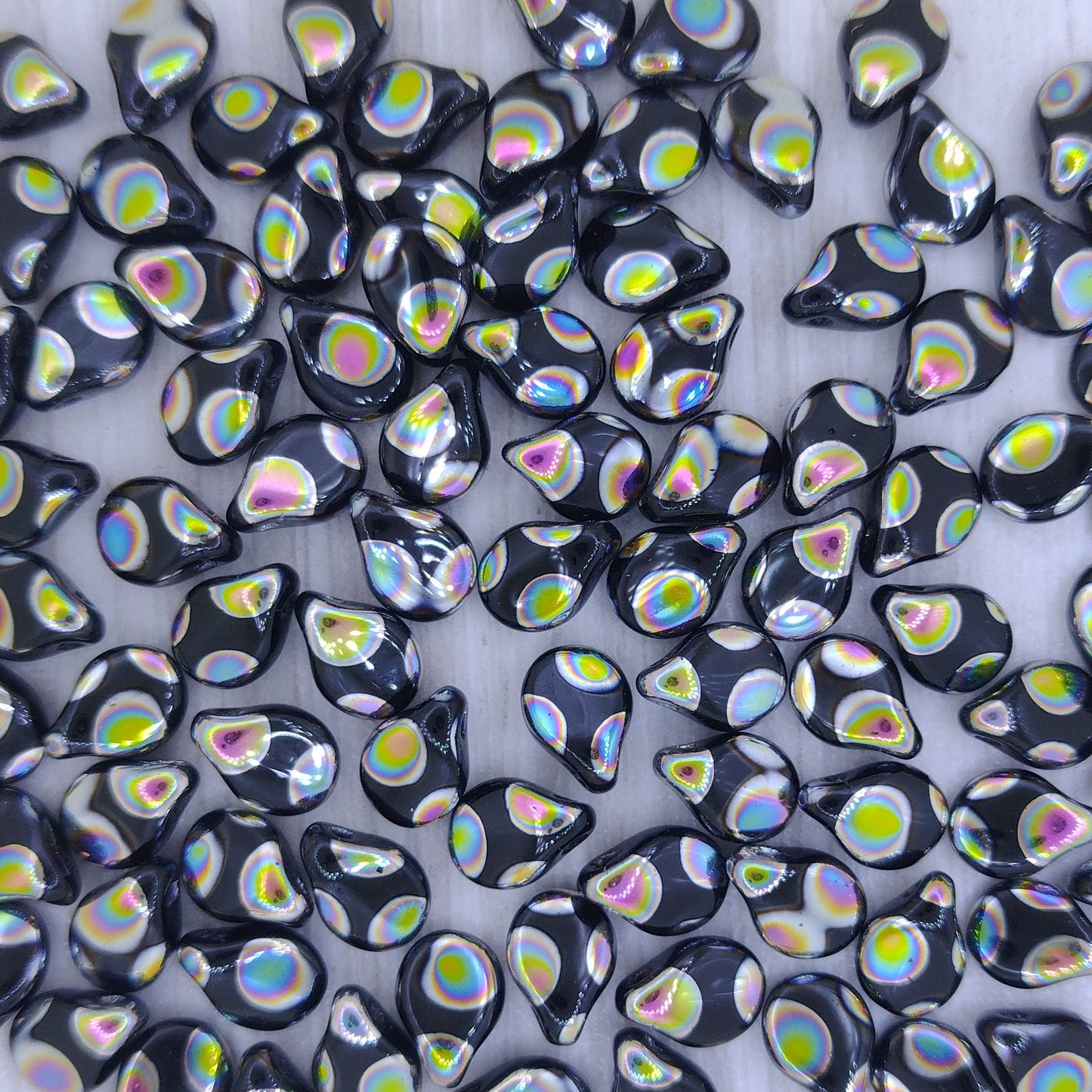 30 x pip beads in Black with Vitrail Spots