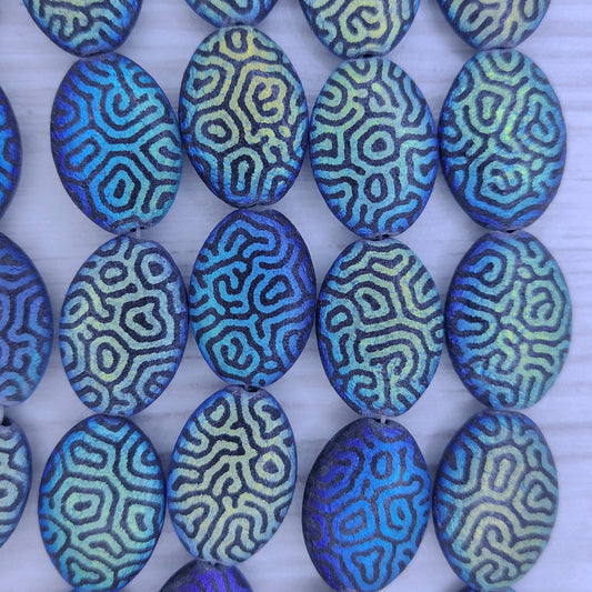 6 x puffed oval beads in etched Black with laser etched Fingerprints (18x13mm)