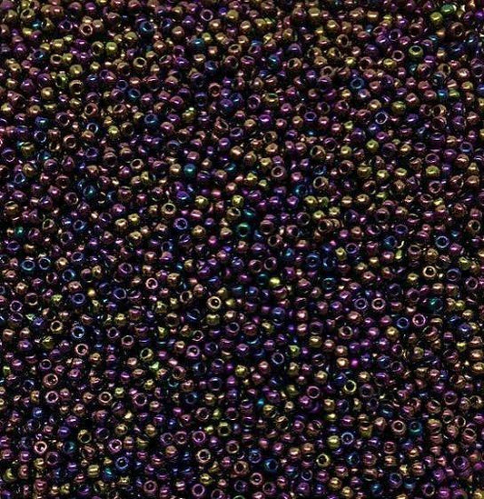 085 - 5g of Size 15/0 Toho charlottes in Metallic Purple Iris
