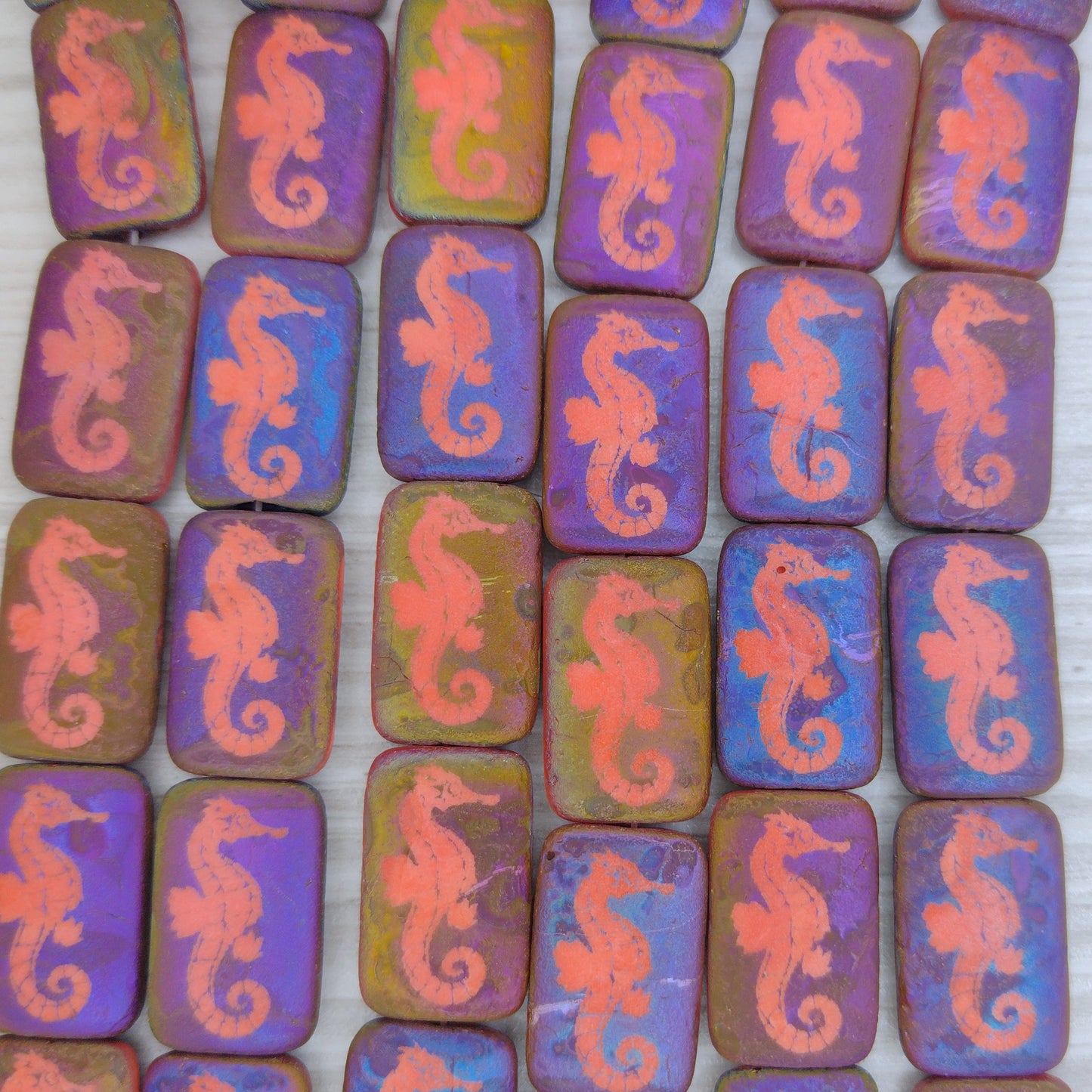 6 x rectangular beads in etched Orange with laser etched Seahorse (18x12mm)