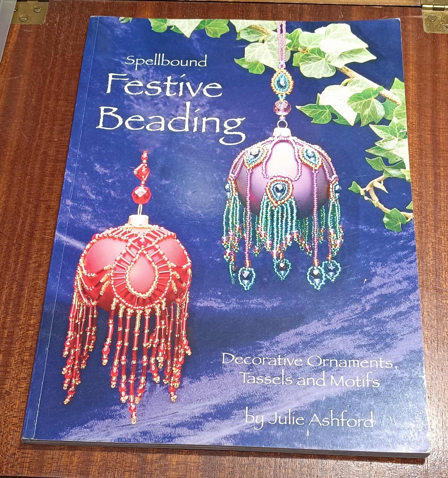 Paperback book - Spellbound's Festive Beading by Julie Ashford