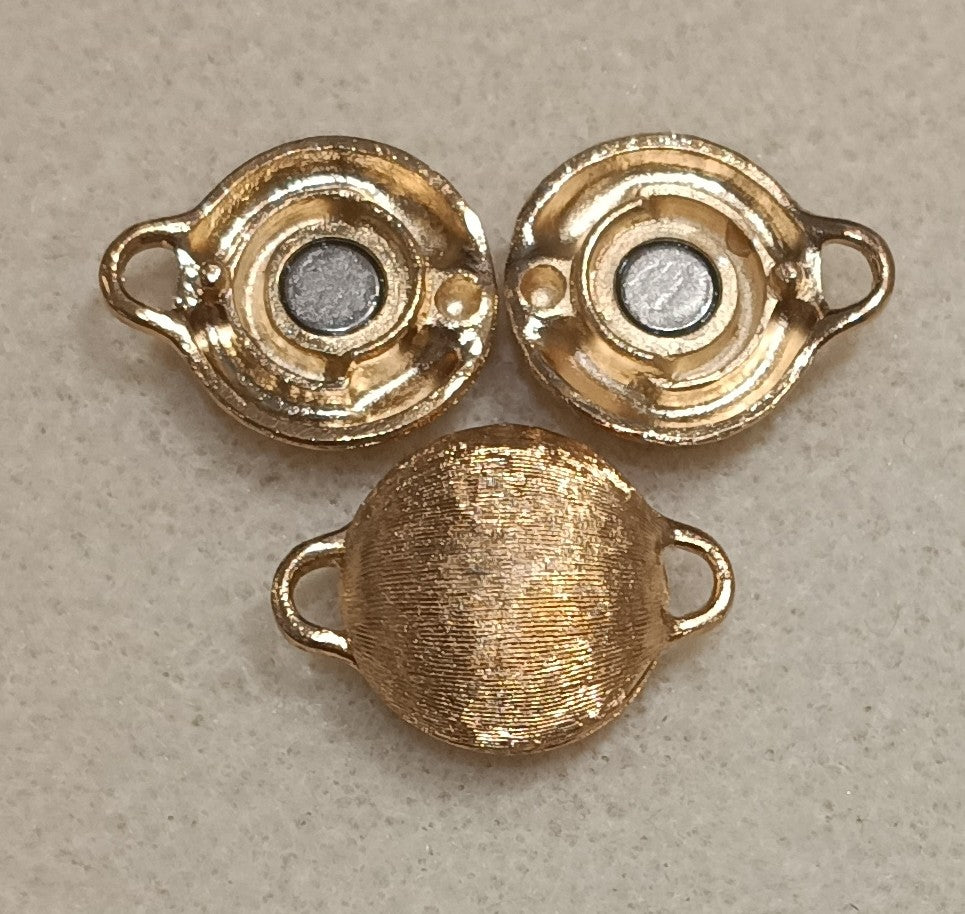 Claspgarten Gold Magnetic clasp with 1 row - 24x17mm - No packaging
