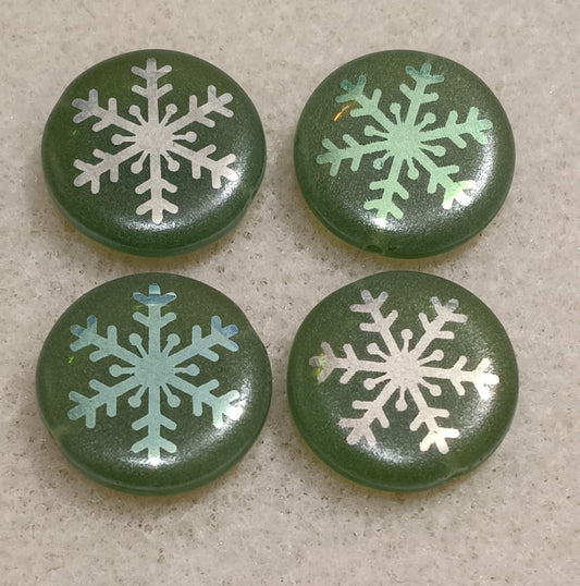 4 x 17mm disc beads in Green Opal with Snowflake design