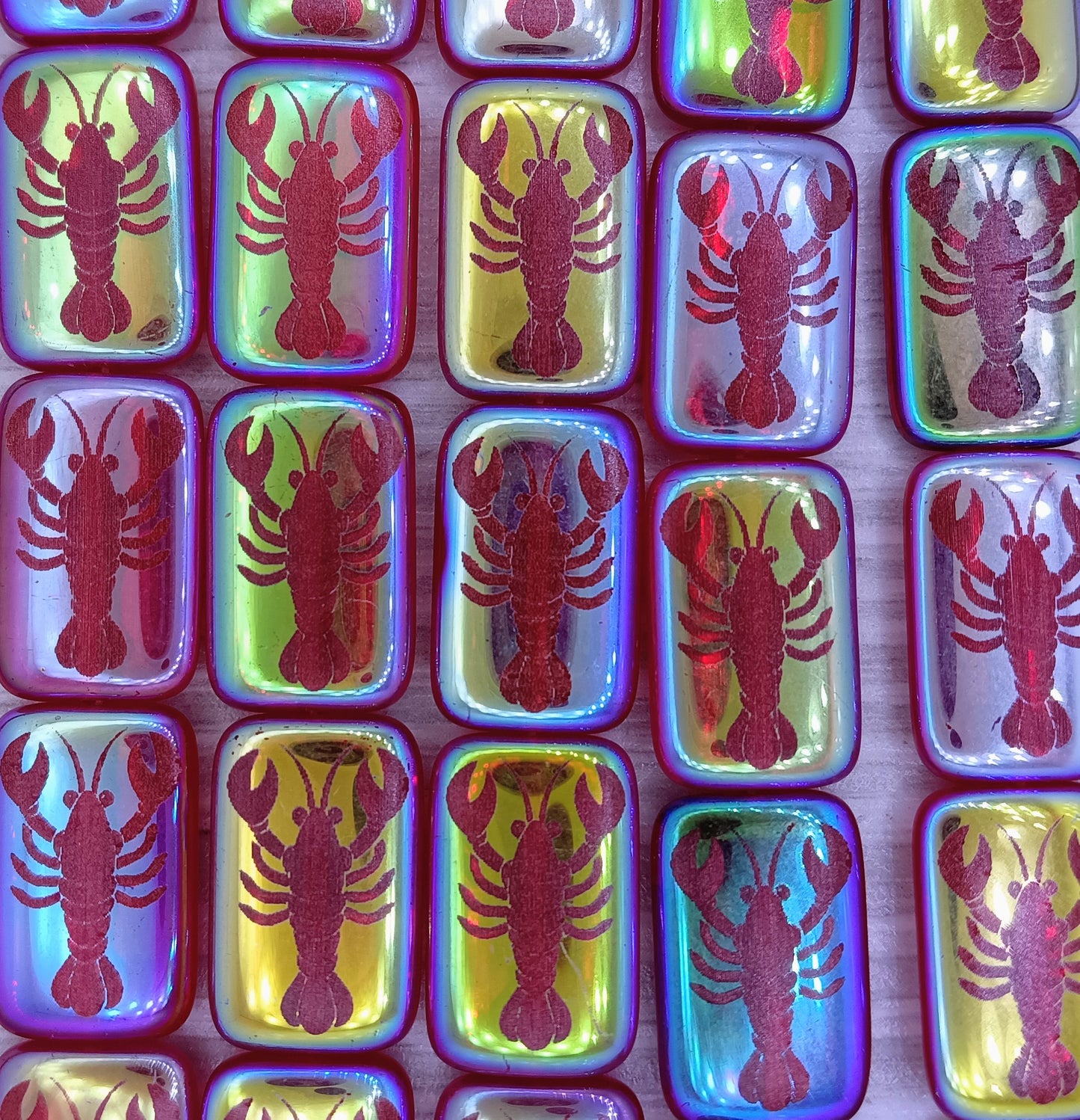 6 x rectangular beads in Red with laser etched lobster (18x12mm)