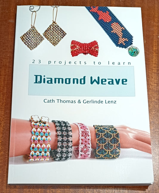 Paperback book - Diamond Weave by Cath Thomas & Gerlinde Lenz
