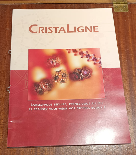 French Paperback book on beading