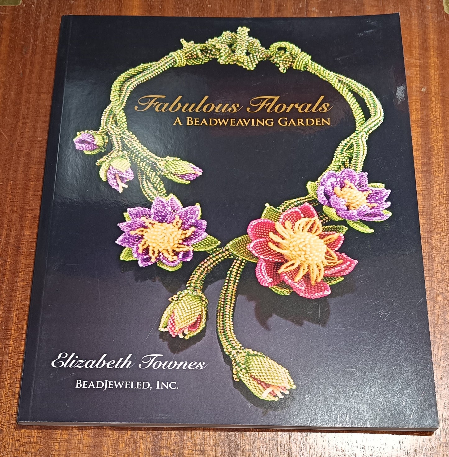 Paperback book - Fabulous Forals by Elizabeth Townes