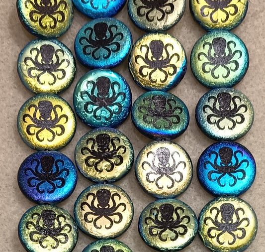 8 x 17mm round discs in etched Black and laser etched Octopus