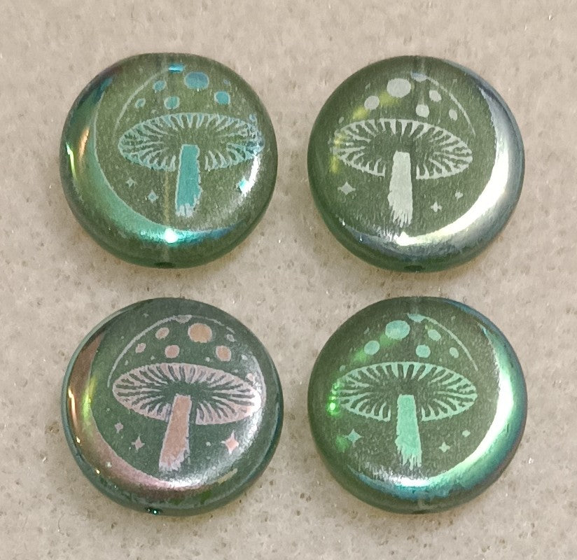 4 x 14mm discs in Green with laser etched Toadstool