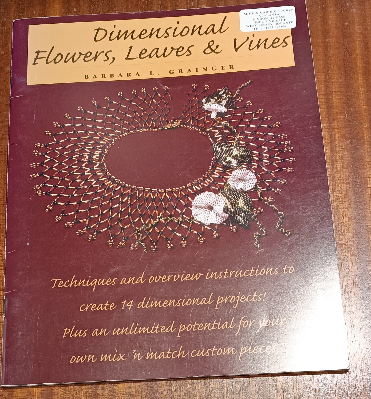 Paperback book - Dimensional Flowers, Leaves and Vines by Barbara L Grainger