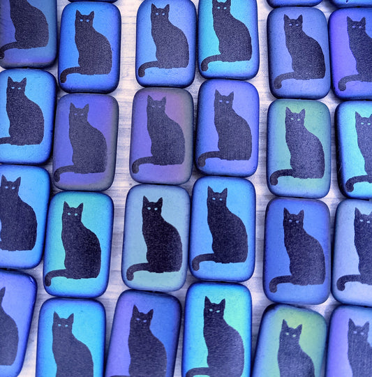 6 x Rectangular beads in Matt Black with cat design (18x12mm)