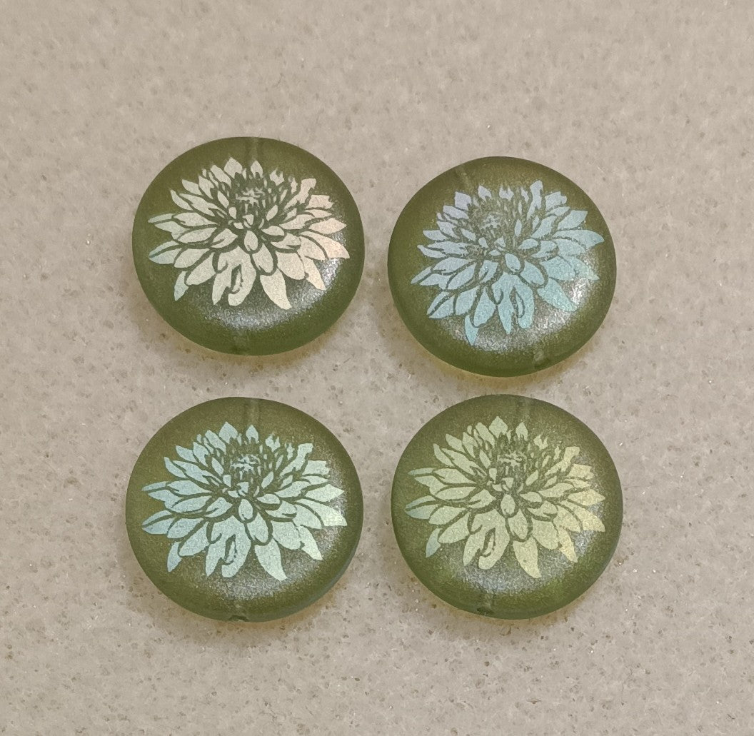 4 x 17mm disc beads in Matt Green with Dahlia