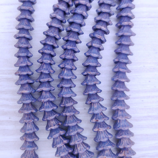 25 x flower cups in Vega Lustre (7x5mm)