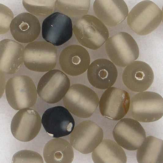 30 x 4mm round beads in Grey and Blue (1950s)