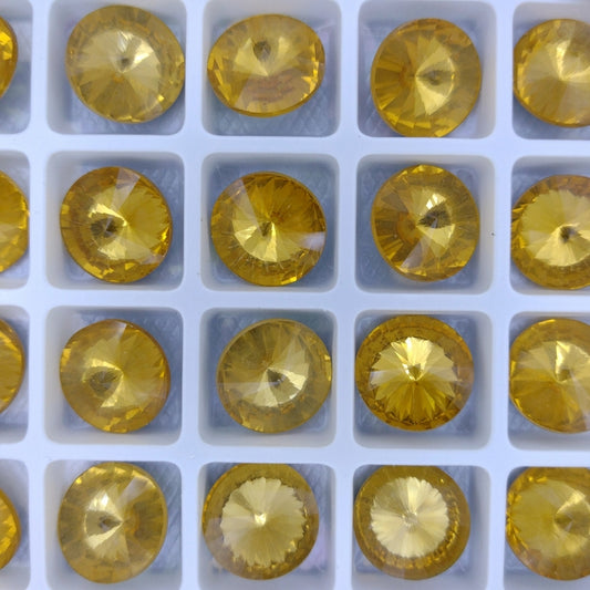 14mm rivoli in Light Colorado Topaz (Aurora)