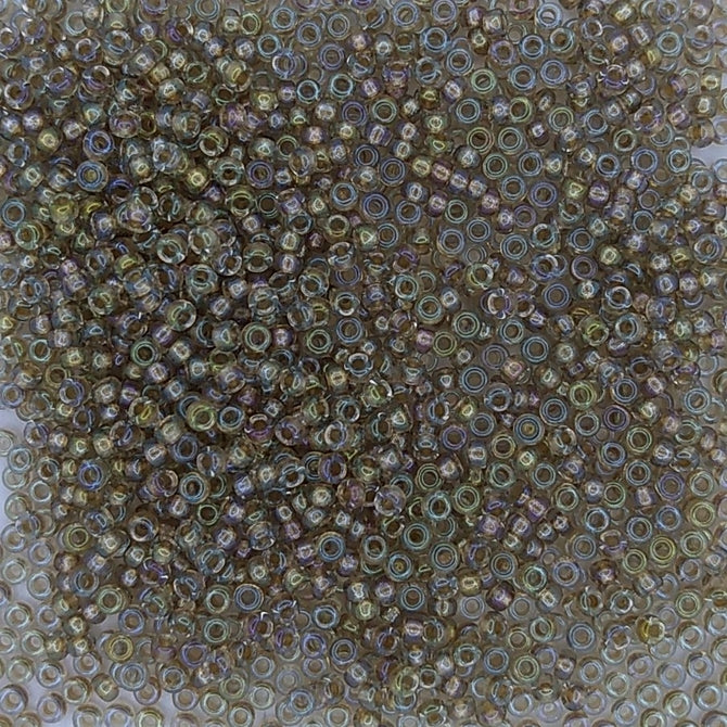 3540 - 10g Size 11/0 Miyuki seed beads in Fancy lined Champagne
