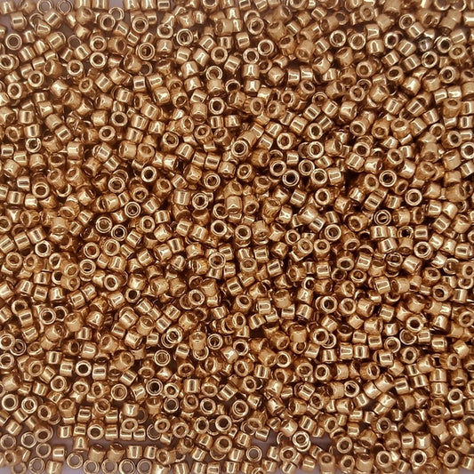 DB1833 - 1g Size 11/0 delicas in Duracoat Galvanised Yellow Gold
