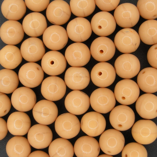 10 x 8mm round beads in Caramel (1980s)