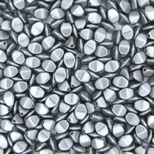 50 x pinch beads in Pearlescent Silver