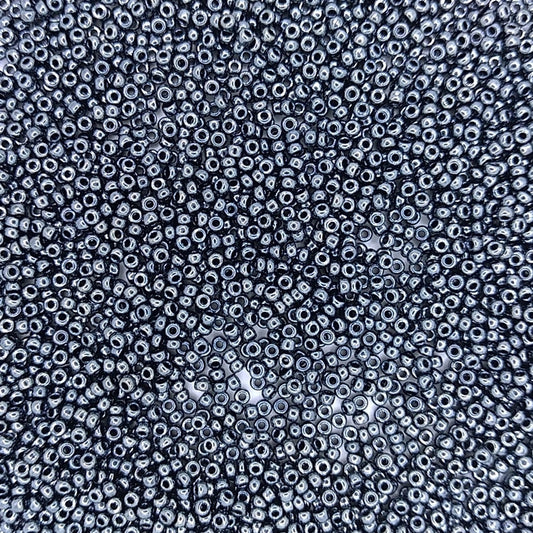 0451 - 10g Size 11/0 Miyuki seed beads in Gunmetal
