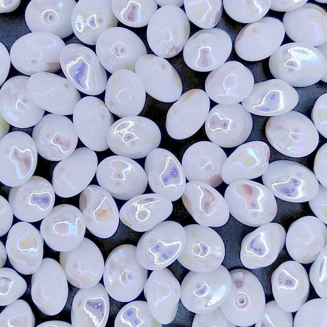 10 x UFO beads in Alabaster Full AB