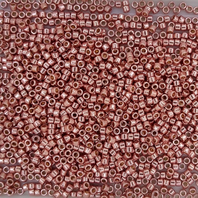 DB2503 - 1g Size 11/0 delicas in Duracoat Galvanised Bright Copper