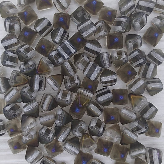 10 x 6mm pyramids in Crystal Azuro