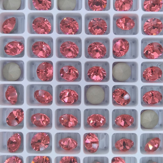 SS39 or 8.3mm Chaton Maxima in Padparadscha (Preciosa)