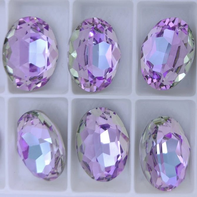 18x13mm Oval in Crystal Vitrail Light (Aurora)