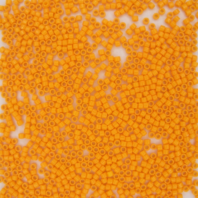 DB2103 - 5g Size 11/0 delicas in Duracoat Opaque Light Squash