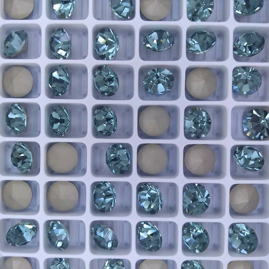 SS39 or 8.3mm Chaton Maxima in Smoked Sapphire (Preciosa)