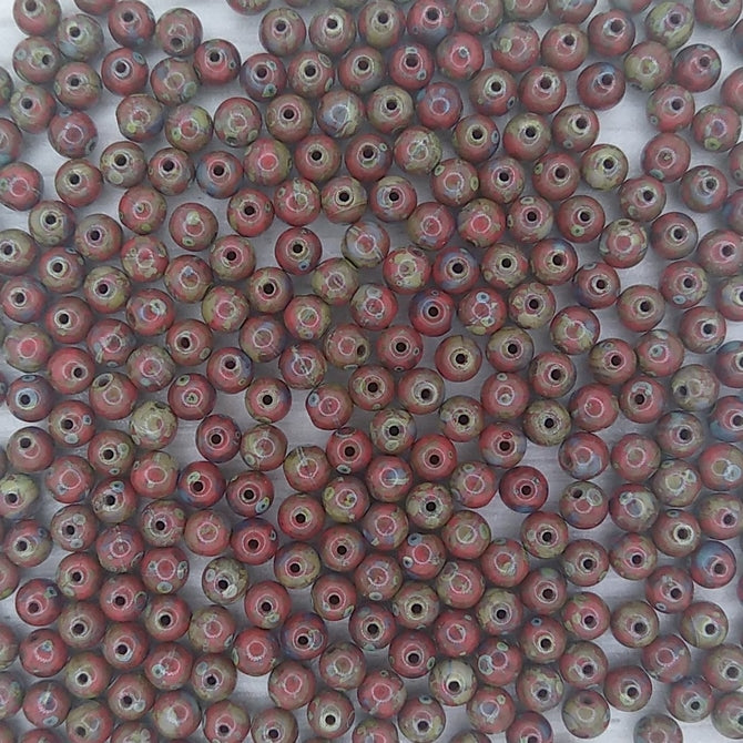 50 x 4mm round beads in Coral Red Picasso