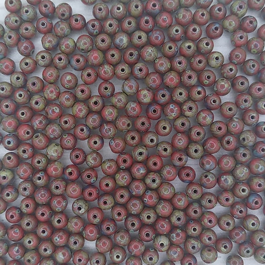 50 x 4mm round beads in Coral Red Picasso