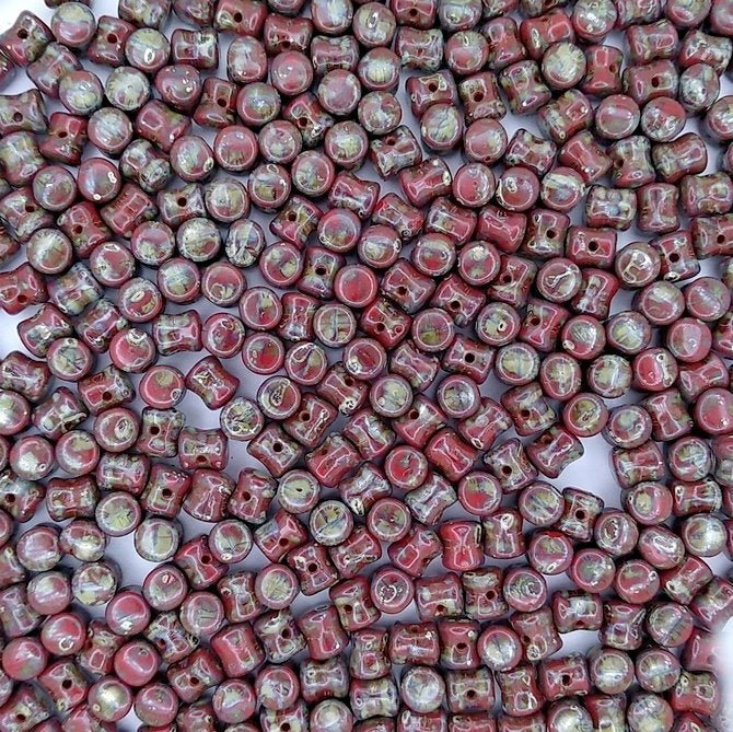 50 x diabolo beads in Opaque Red Picasso