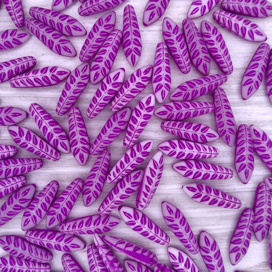 10 x daggers in Neon Dark Purple with laser etched Ears of Corn (5x16mm)