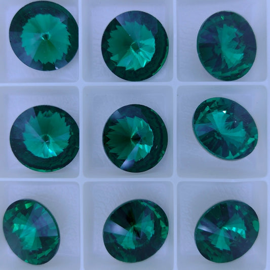 18mm rivoli in Emerald (Aurora)