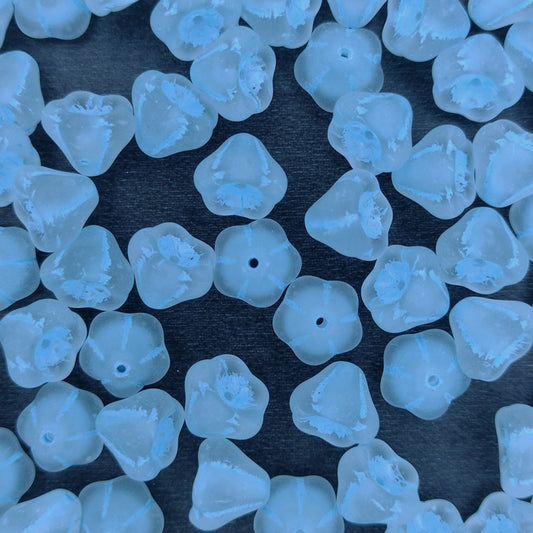 8 x Bell Flowers in Matt Crystal/Turquoise (8x10mm)