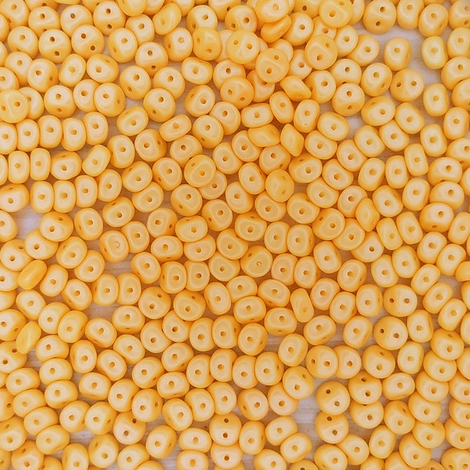 5g x 5mm Es-o beads in Powdery Pastel Orange
