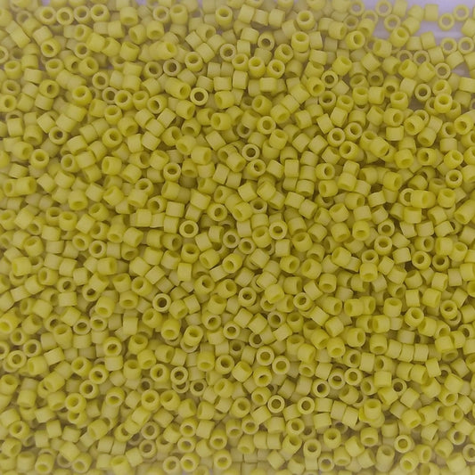 DB2283 - 1g Size 11/0 delicas in Matt Opaque Glazed Citron